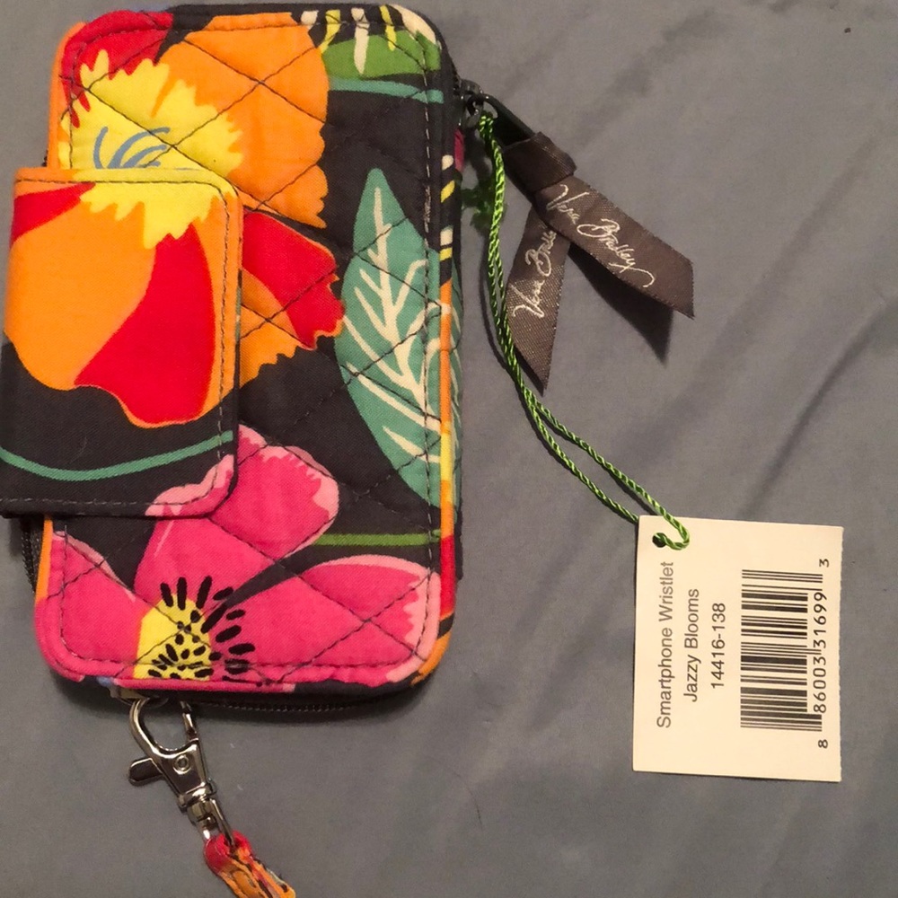 Vera Bradley smartphone wristlet